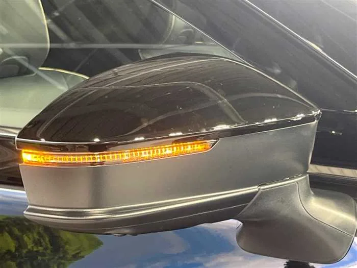 Toyota Crown Estate 2025 — миниатюра 3