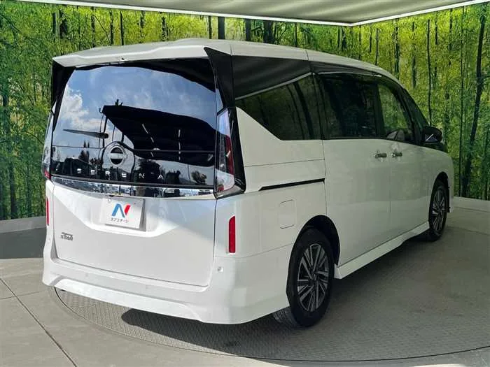 Nissan Serena 2023 — миниатюра 3