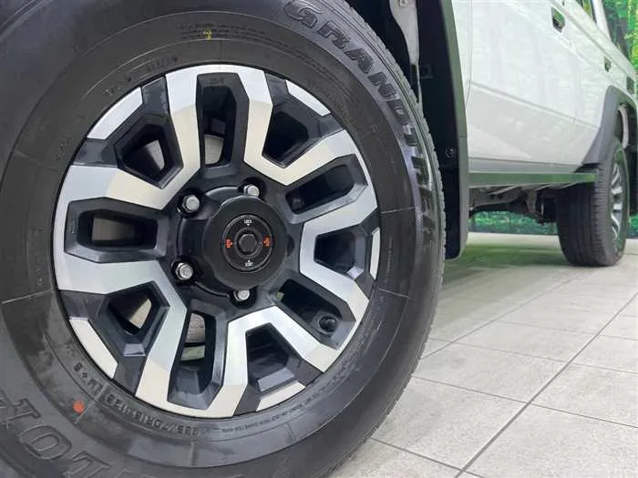 Toyota Landcruiser 70 2024 — миниатюра 2