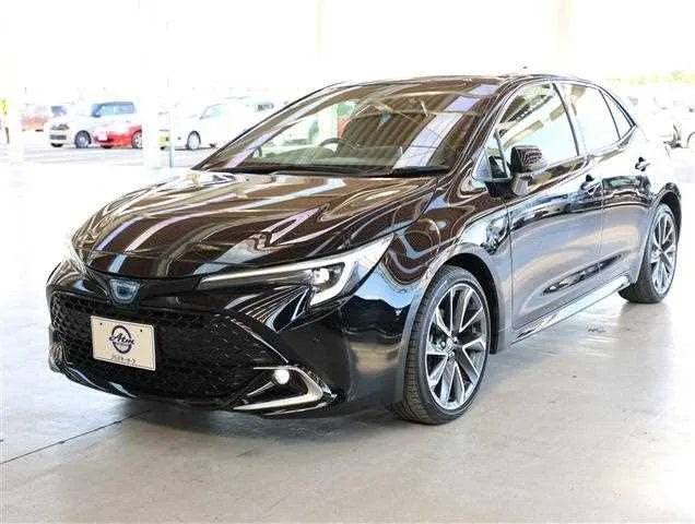 Toyota Corolla Sports HYBRID G Z 2023 — фото 1, купить с доставкой в Москву