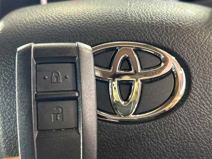 Toyota Landcruiser 70 2024 — миниатюра 3