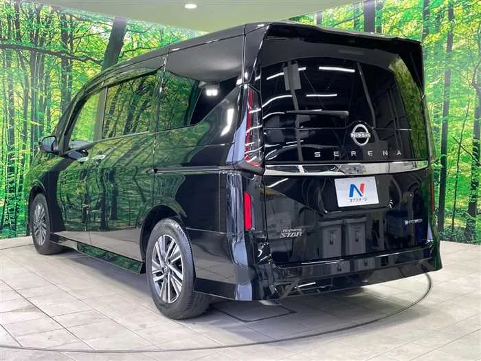 Nissan Serena 2023 — миниатюра 3