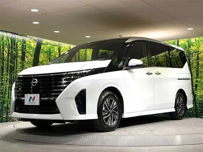 Nissan Serena 2024 — миниатюра 2
