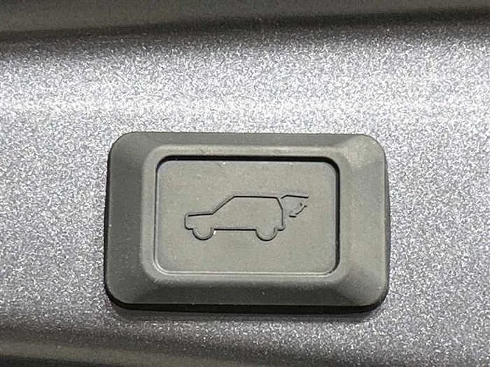 Toyota RAV4 2024 — миниатюра 3