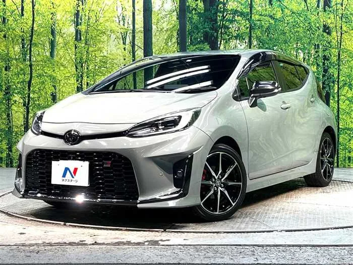 Toyota AQUA 2023 — фото 1, купить с доставкой в Москву