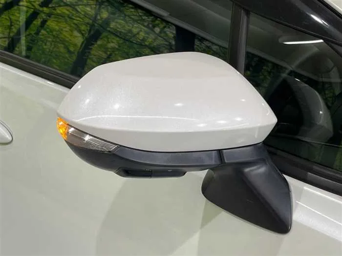 Toyota AQUA 2023 — миниатюра 3