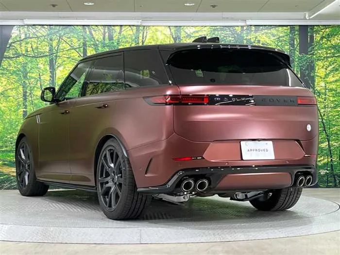 Land Rover Range Rover Sport 2025 — миниатюра 3