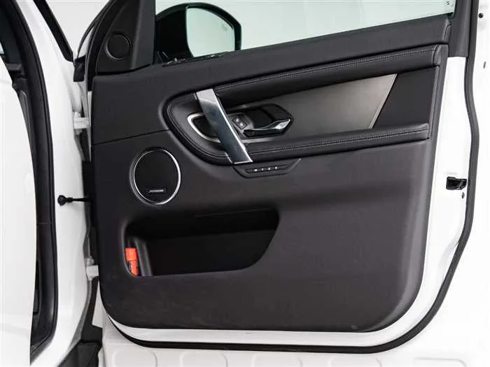 Land Rover Discovery Sport 2025 — миниатюра 3