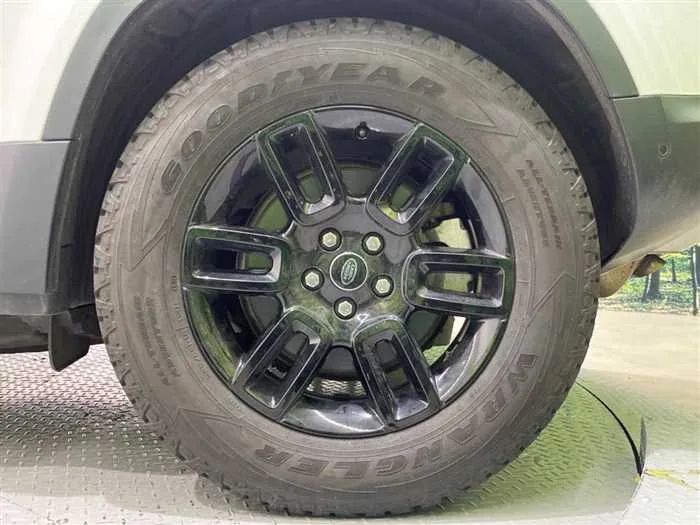 Land Rover Defender 2023 — миниатюра 2