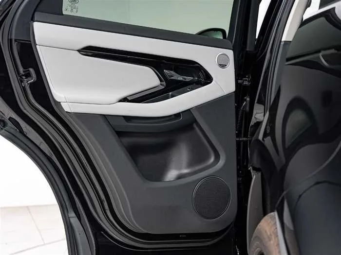 Land Rover Range Rover Evoque 2024 — миниатюра 2