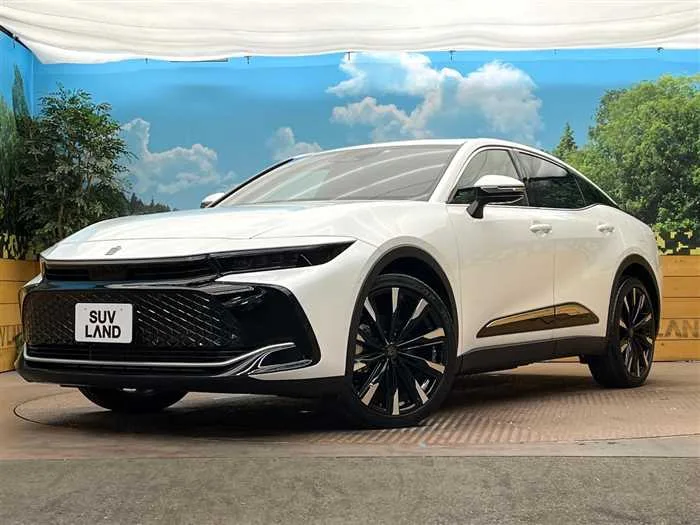 Toyota Crown 2023 — фото 1, купить с доставкой в Москву
