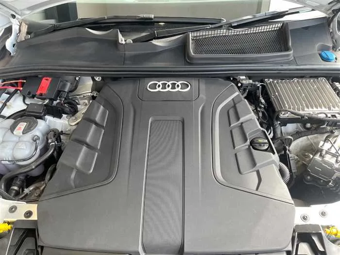 Audi Q7 2023 — миниатюра 2