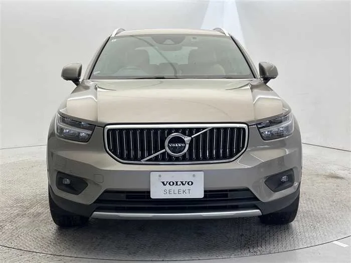 Volvo XC40 2022 — миниатюра 3