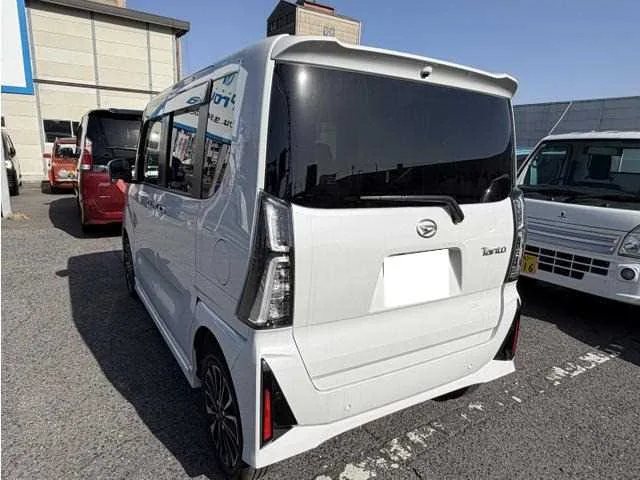 Daihatsu Tanto Custom 2025 — миниатюра 2