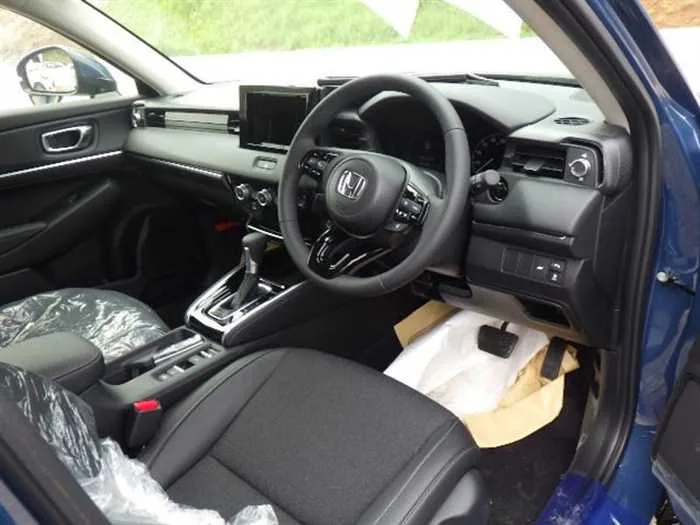 Honda VEZEL E:HEV Z 2026 — миниатюра 2