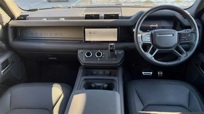 Land Rover Defender 110 X SE D300 2023 — миниатюра 2