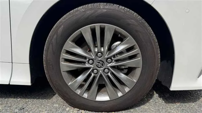 Toyota Alphard 2.5 Z 2024 — миниатюра 3