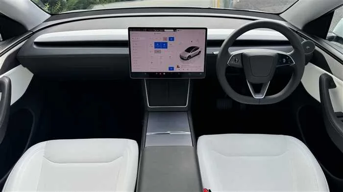 Tesla Motors Others 2025 — миниатюра 2